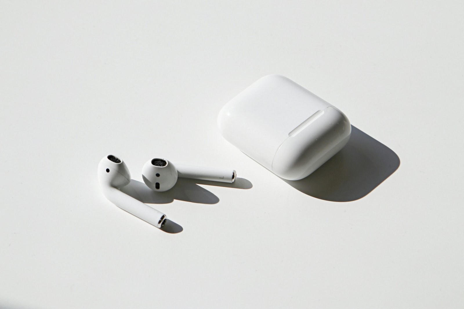 How to Connect Airpods to a Windows Laptop